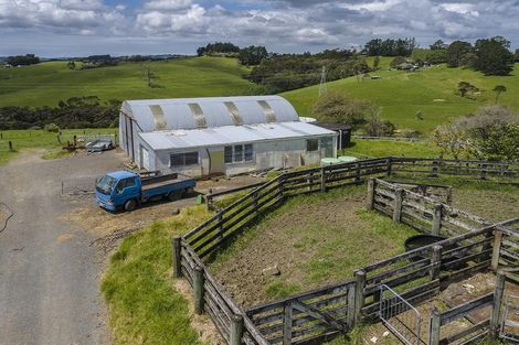 Photo of property in 167 Anderson Road, Helensville, 0875