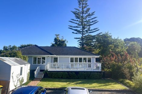 Photo of property in 407a Main Road, Huapai, Kumeu, 0810