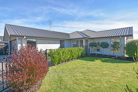 Photo of property in 3 Stratton Way, Mosgiel, 9024