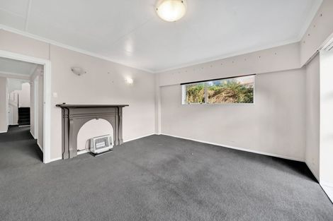 Photo of property in 3 Dives Avenue, Hawera, 4610