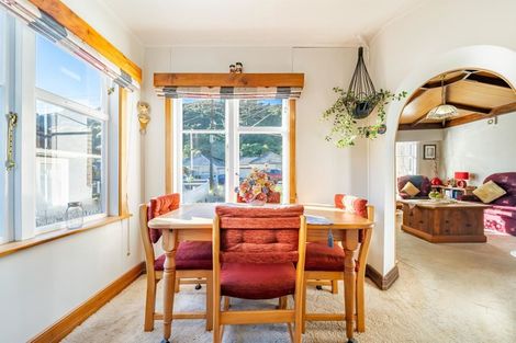 Photo of property in 44 Sunny Grove, Wainuiomata, Lower Hutt, 5014