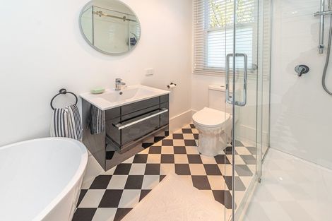 Photo of property in 105 Liverpool Street, College Estate, Whanganui, 4500