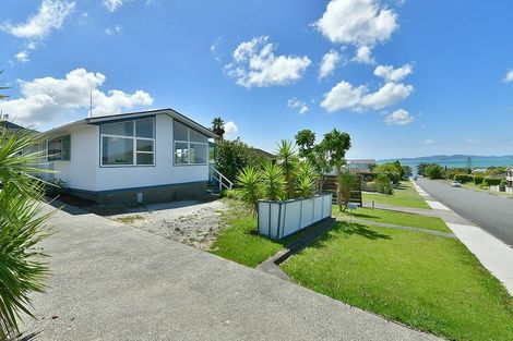 Photo of property in 15 Snells Beach Road, Snells Beach, 0920