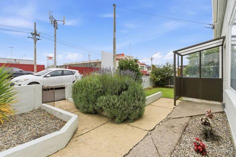 Photo of property in 17 Burns Street, South Dunedin, Dunedin, 9012