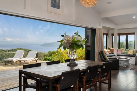 Photo of property in 5 Peregrine Place, Kinloch, Taupo, 3377