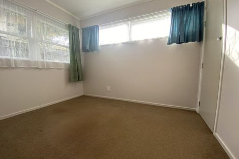 Photo of property in 37 Spence Road, Henderson, Auckland, 0612