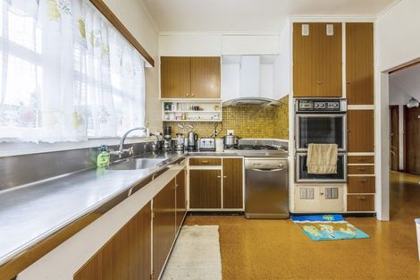 Photo of property in 114 Buckland Road, Mangere East, Auckland, 2024