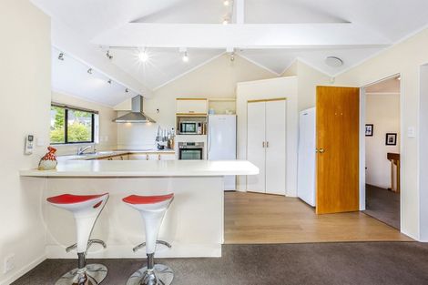 Photo of property in 70 Peterhouse Street, Tawa, Wellington, 5028