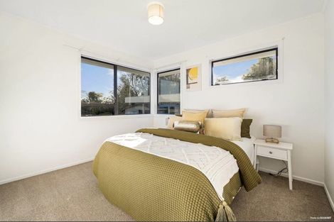 Photo of property in 6 Rainbow Place, Wattle Downs, Auckland, 2103