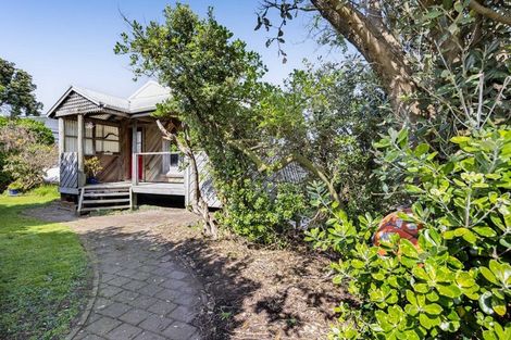 Photo of property in 3 Hira Street, Ohawe, Hawera, 4671