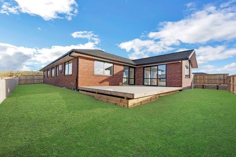 Photo of property in 2 Viv Green Place, Pokeno, 2402