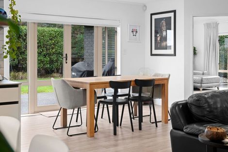 Photo of property in 47 The Esplanade, Huntington, Hamilton, 3210