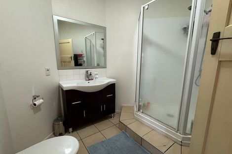 Photo of property in 24 Stafford Street, Mount Victoria, Wellington, 6011