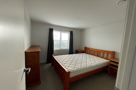 Photo of property in 7 Ceramic Lane, New Lynn, Auckland, 0600