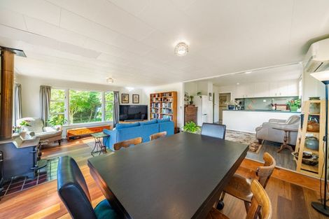 Photo of property in 120 Miromiro Road, Normandale, Lower Hutt, 5010