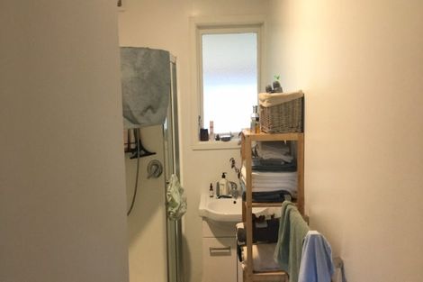 Photo of property in 3/17 Scarboro Terrace, Murrays Bay, Auckland, 0630