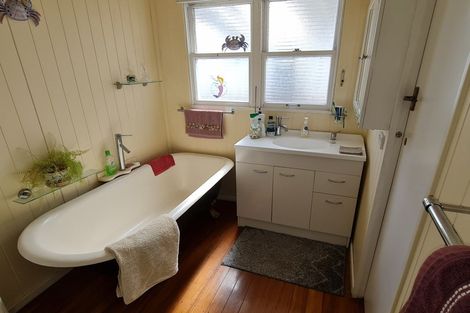 Photo of property in 84 Wakefield Street, Westport, 7825