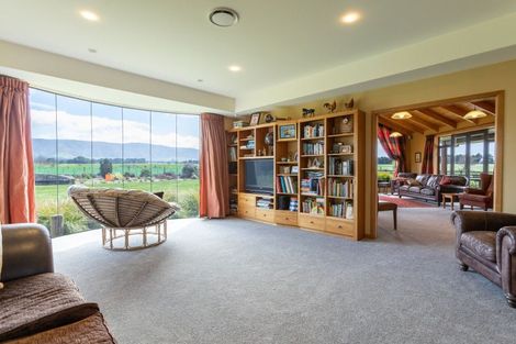 Photo of property in 255 Te Rehunga Road North, Dannevirke, 4972