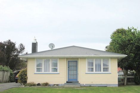 Photo of property in 9 Moa Street, Ahipara, Kaitaia, 0481