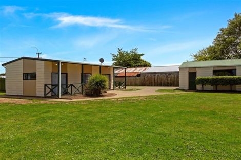 Photo of property in 37 Grey Street, Normanby, Hawera, 4614