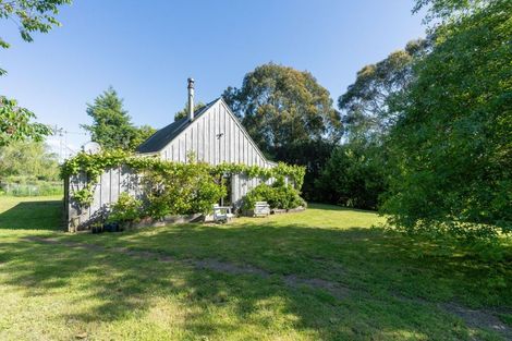 Photo of property in 140 Taylors Road, Otaki, 5583