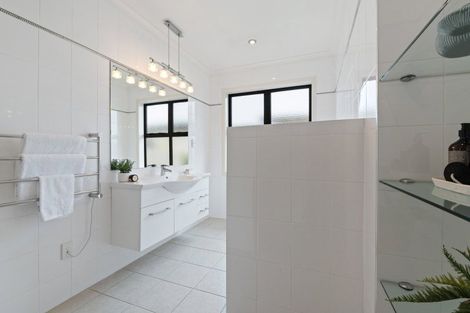 Photo of property in 36 Great West Road, Matipo Heights, Rotorua, 3015