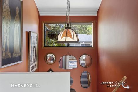 Photo of property in 17 West Lynn Road, Titirangi, Auckland, 0604