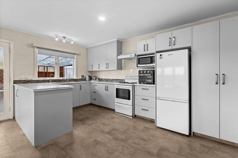 Photo of property in 4 Curling Crescent, Onekawa, Napier, 4110