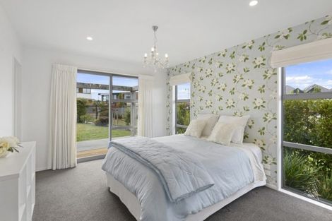 Photo of property in 7 Packard Crescent, Halswell, Christchurch, 8025