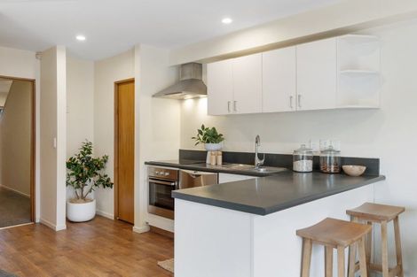 Photo of property in 32 Peverel Street, Riccarton, Christchurch, 8041