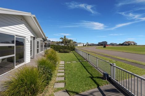 Photo of property in 44 Waiotahi Drifts Boulevard, Waiotahe, Opotiki, 3198