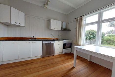 Photo of property in 5 Weona Place, Westmere, Auckland, 1022