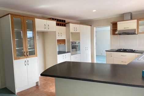 Photo of property in 3 Chapletown Drive, East Tamaki, Auckland, 2016