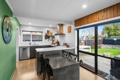 Photo of property in 41 Liverton Crescent, Bishopdale, Christchurch, 8053