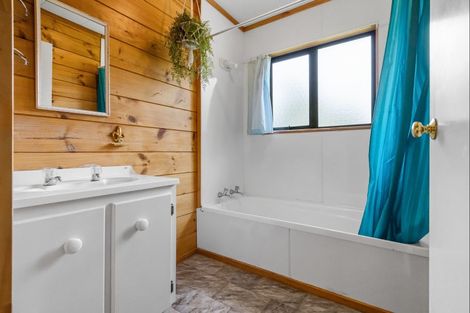 Photo of property in 4 Tui Crescent, Omori, Turangi, 3381