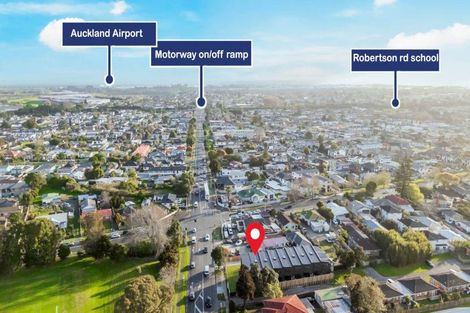 Photo of property in 2/399 Massey Road, Mangere East, Auckland, 2024