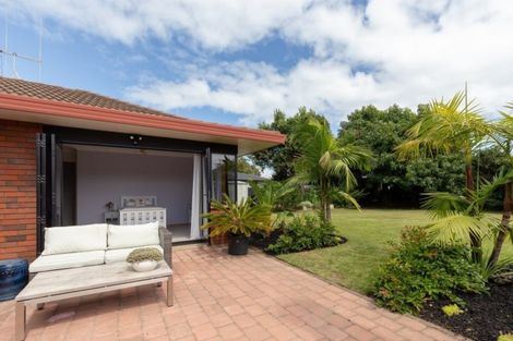 Photo of property in 11 Sunrise Avenue, Mount Maunganui, 3116