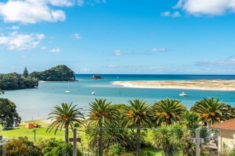 Photo of property in 18 Wintle Street, Mangawhai Heads, Mangawhai, 0505