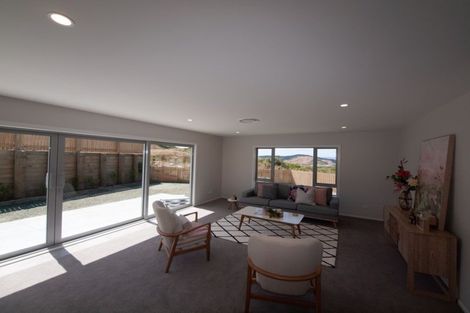 Photo of property in 6 Prestbury Grove, Churton Park, Wellington, 6037