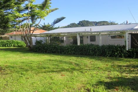 Photo of property in 106 Valley Road, Paraparaumu, 5032