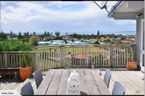 Photo of property in 19 Orewa Heights Crescent, Orewa, 0931