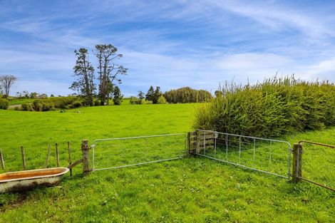 Photo of property in 221 Stanley Road, Te Popo, Stratford, 4394