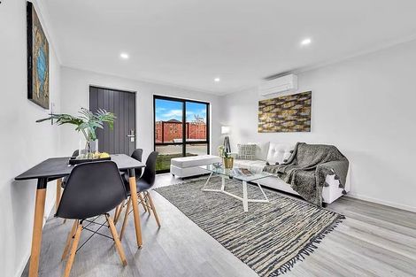 Photo of property in 8e Kent Road, Manurewa, Auckland, 2102