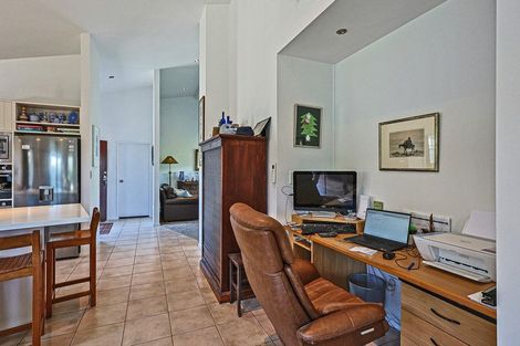 Photo of property in 4 Kentia Place, Havelock North, 4130