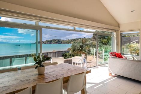 Photo of property in 2/28 Beach Parade, Oneroa, Waiheke Island, 1081