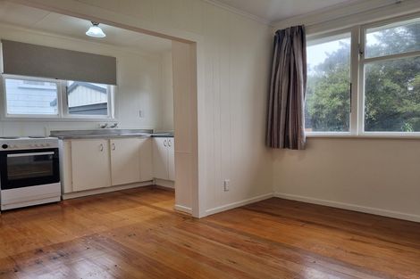 Photo of property in 1 Takapuwahia Drive, Takapuwahia, Porirua, 5022