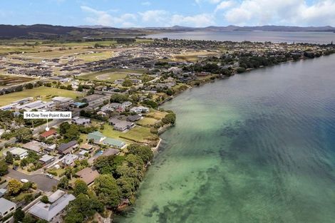 Photo of property in 94 One Tree Point Road, One Tree Point, 0118