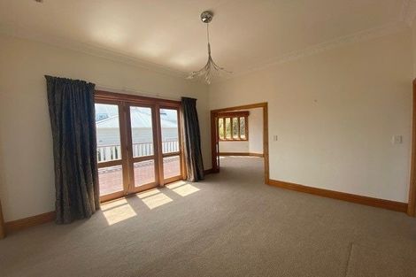 Photo of property in 5-7 Mahoe Street, Eastbourne, Lower Hutt, 5013