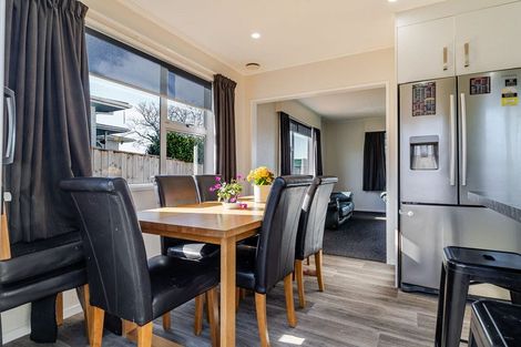 Photo of property in 14 Dewe Avenue, Feilding, 4702