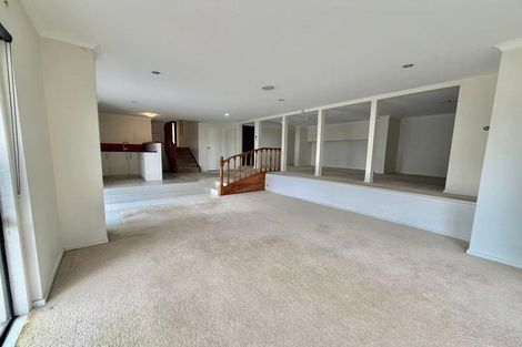 Photo of property in 121 Redoubt Road, Goodwood Heights, Auckland, 2105